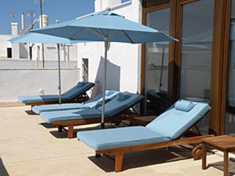 Hostal Extramuros Conil De La Frontera Exterior foto